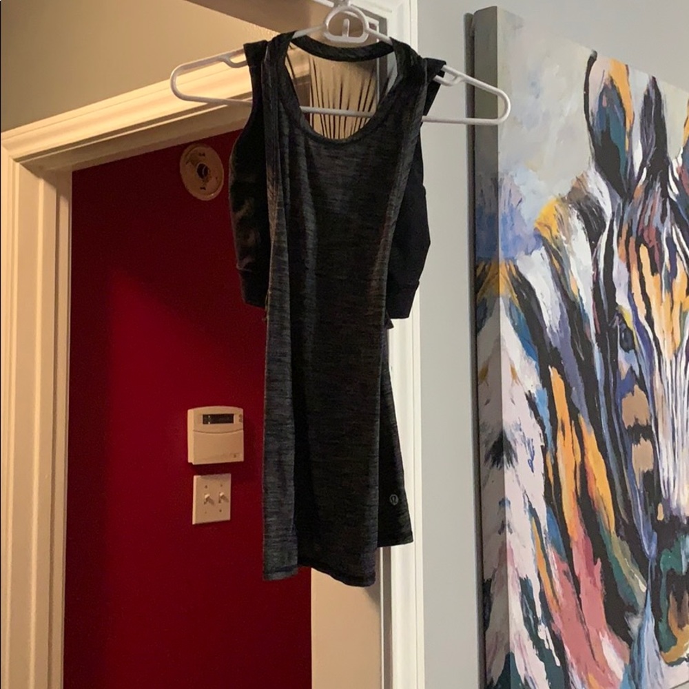 Lululemon tank